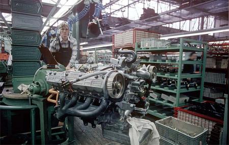 le moteur en cour de montage
